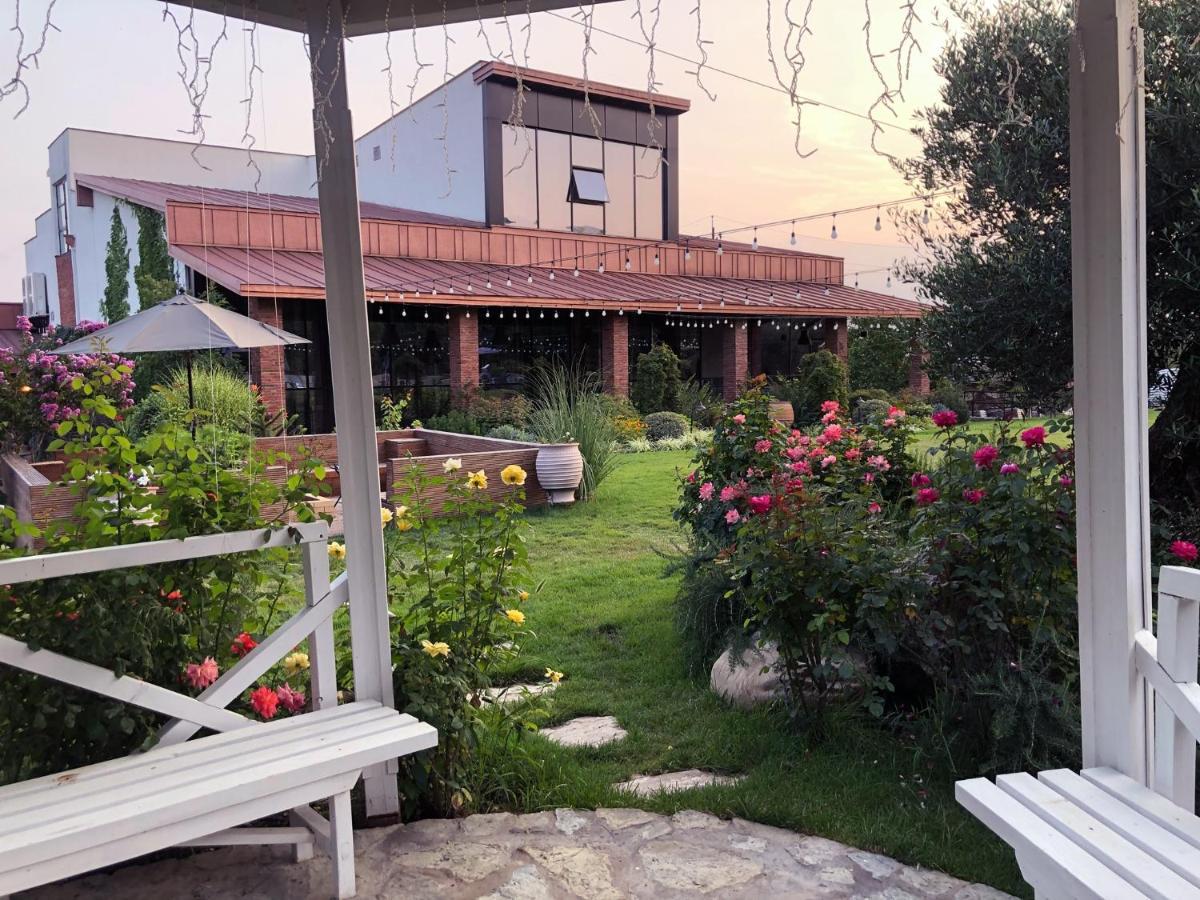 فندق Giuaani Winery Manavi المظهر الخارجي الصورة