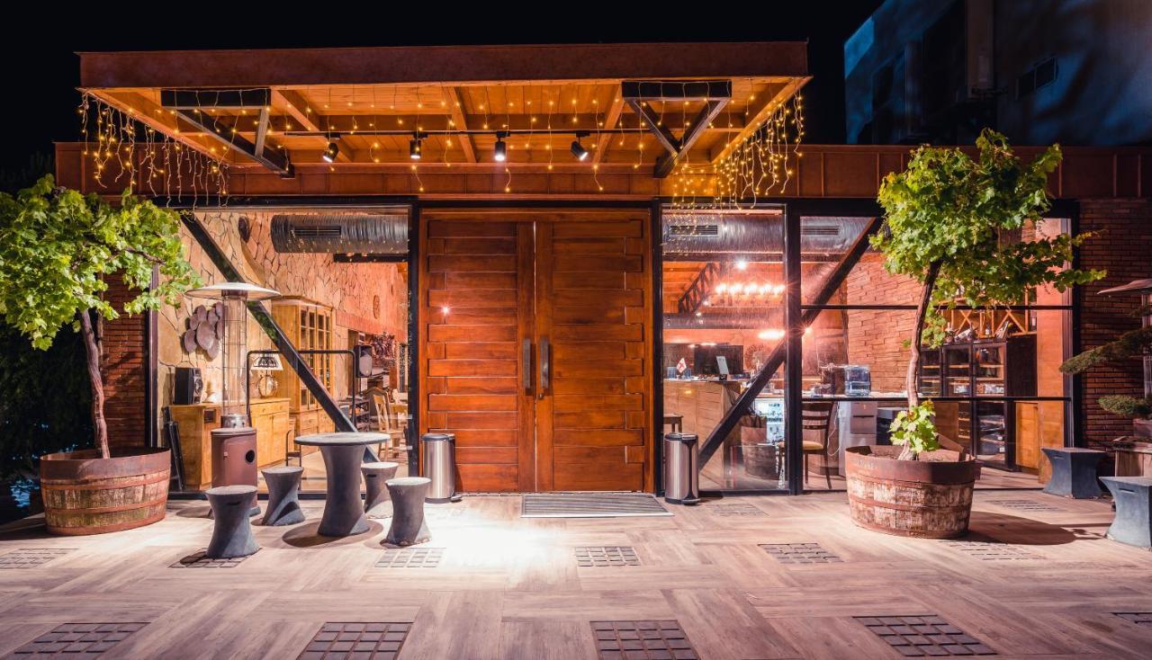 فندق Giuaani Winery Manavi المظهر الخارجي الصورة